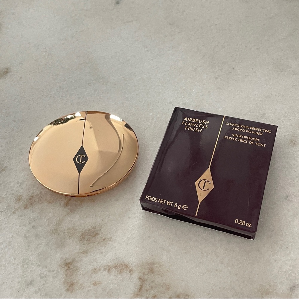 SOLD 🆕 Charlotte Tilbury MEDIUM Flawless Finish Powder New in Box NIB